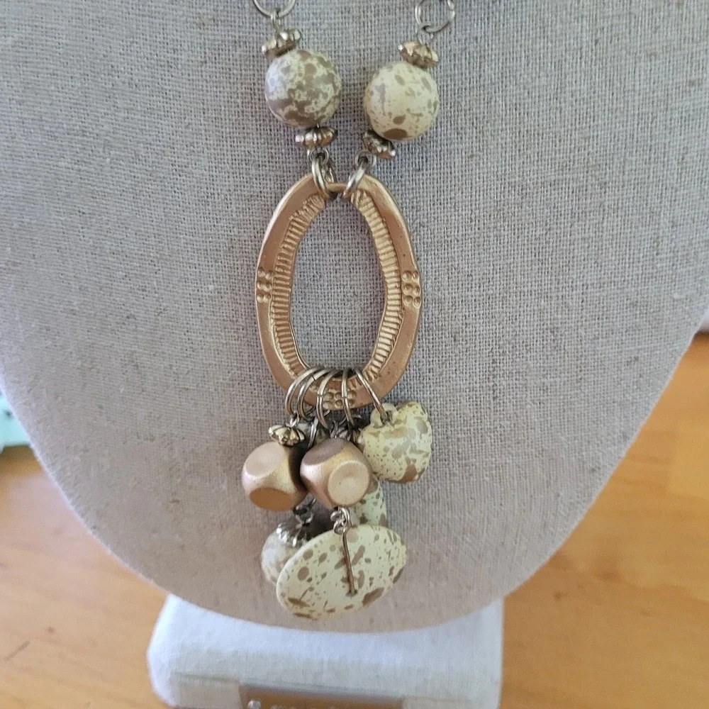 Vintage Speckled Bead Pendant Necklace Boho Dangle Cluster 31 Inch